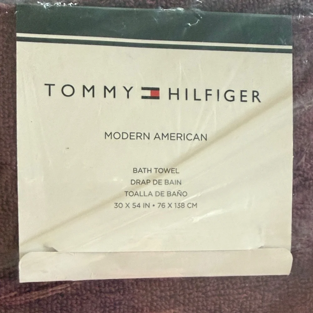 Tommy Hilfiger Classic  Bath Towel (multiple COLORS)